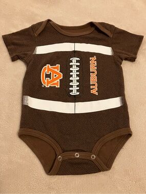 Gen2 Auburn Tigers Football Onesie/Bodysuit Baby 6/9M 100% Cotton